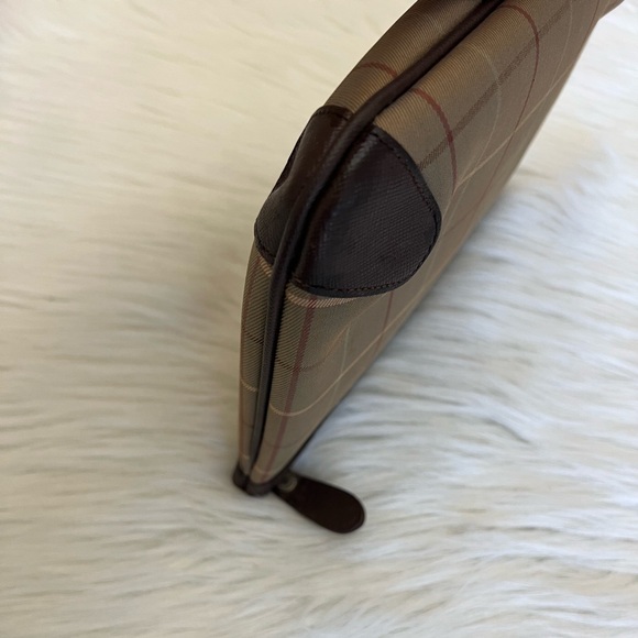 BURBERRY NOVA CHECK CLUTCH BAG